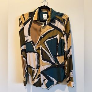 ZARA men’s Patterned button. size M